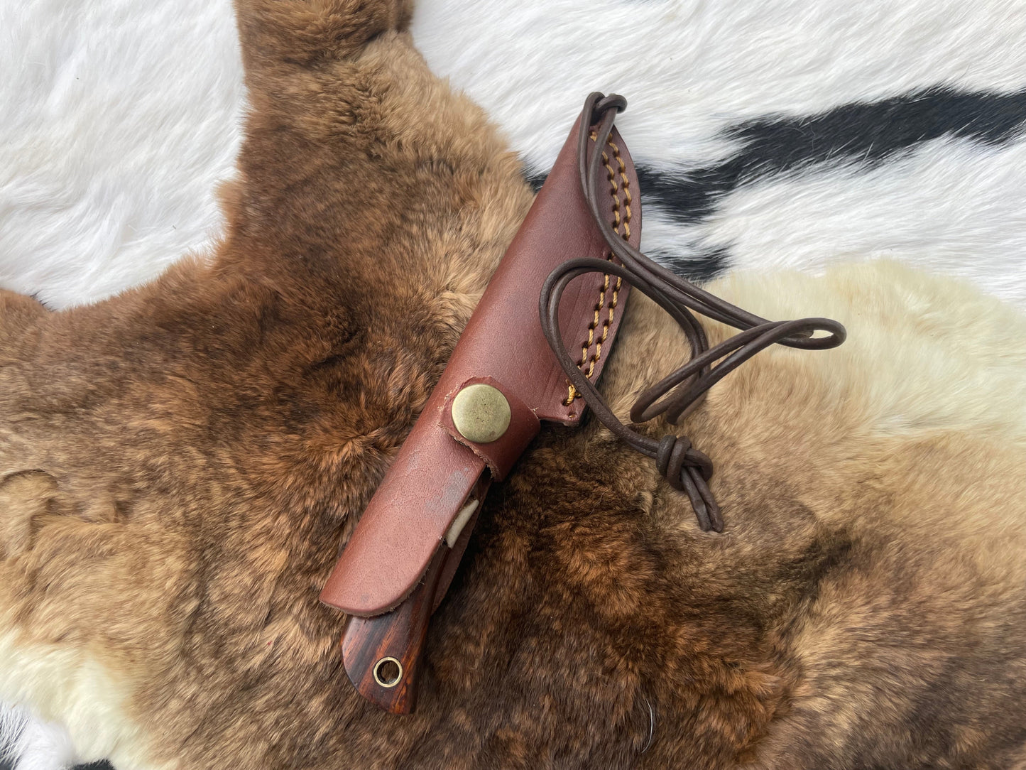 Introducing the Titan TK-060 Damascus Steel Skinner Knife With Rosewood & Stag Grip