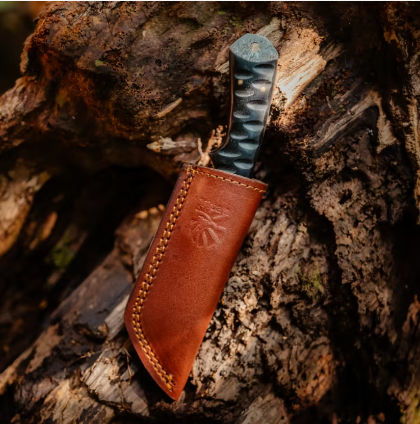 Custom, 8", Knife, Damascus Knife, Carved Diamond Wood, Beautiful Twist Damascus TD-75
