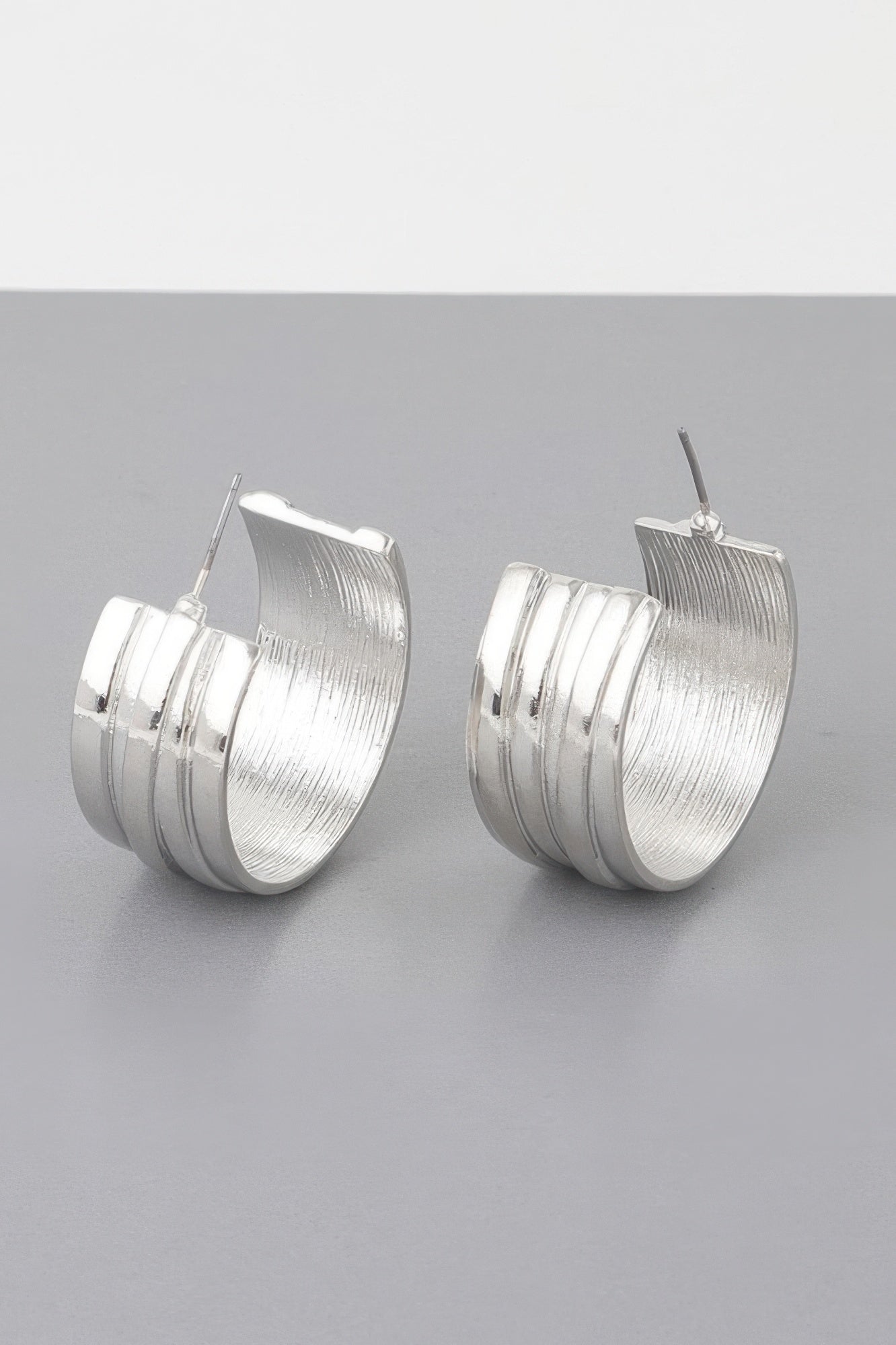 Women's Jewelry - Earrings Modern Classic the Rockefeller BYMANYC ® New York
