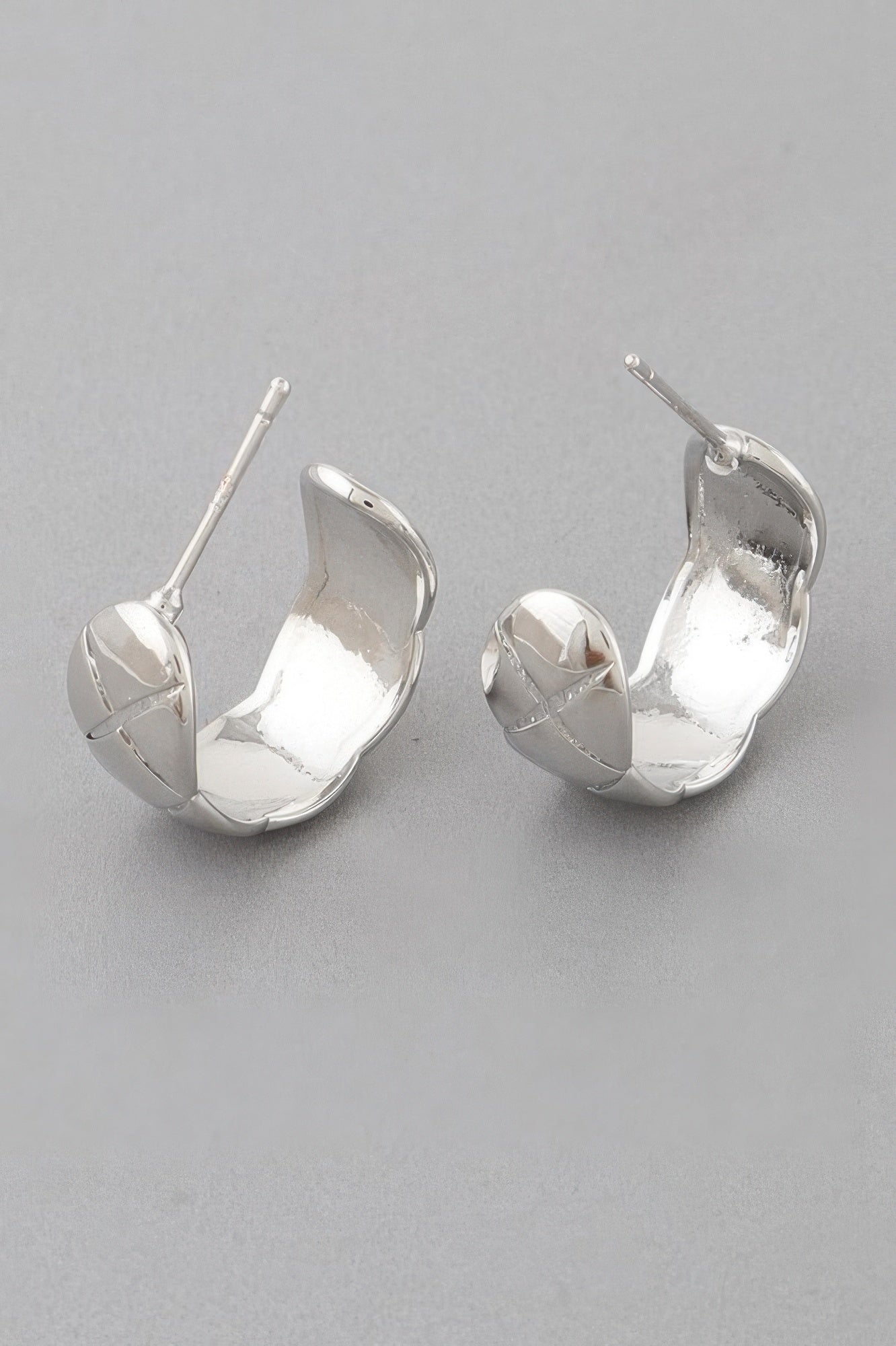 WOMEN'S EARRINGS Elegant Prêt-À-Porter New Collection BATTERY PARK BYMANYC ® New York