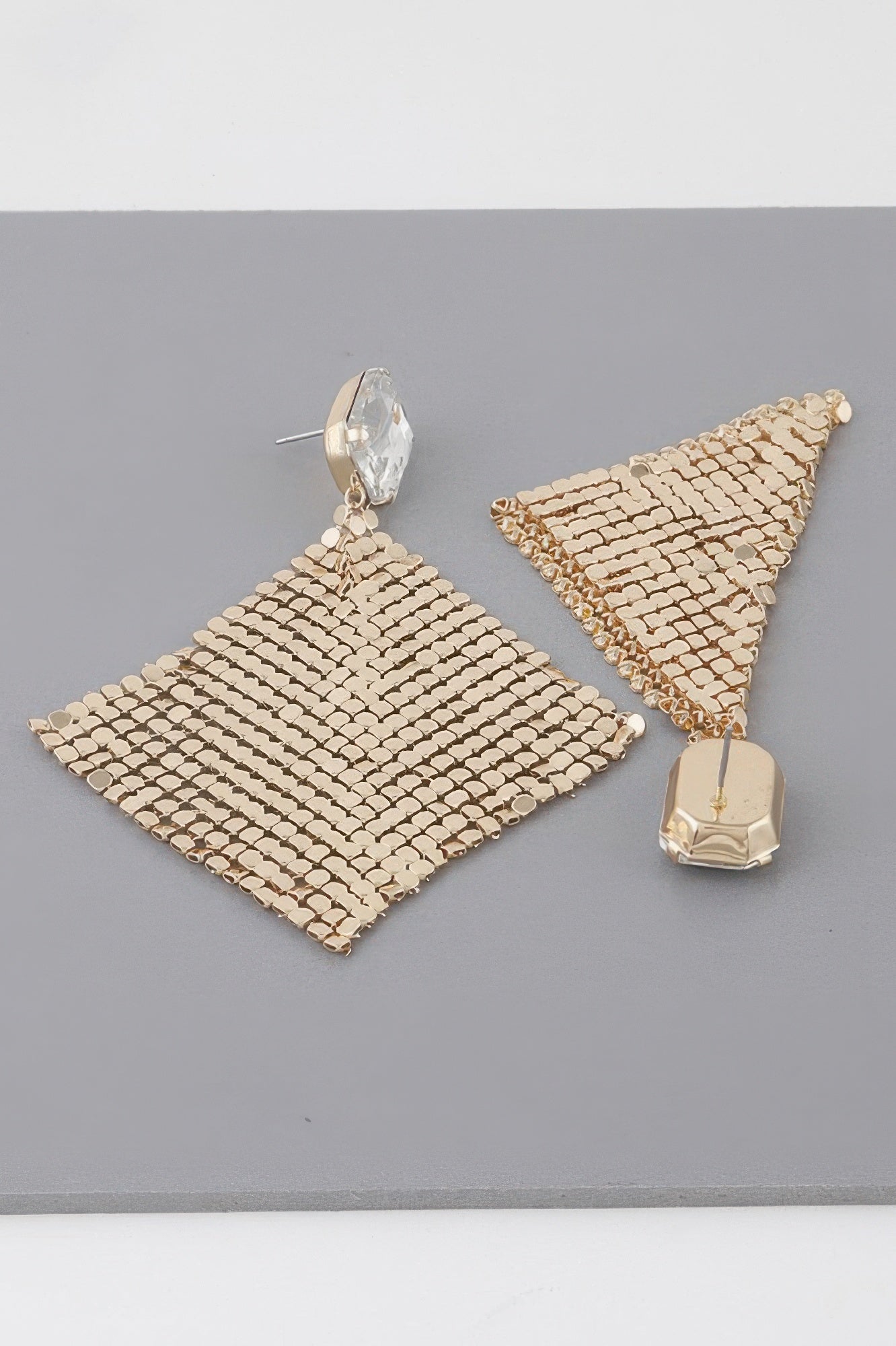 WOMEN'S EARRINGS Elegant Prêt-À-Porter New Collection HUDSON YARDS BYMANYC ® New York