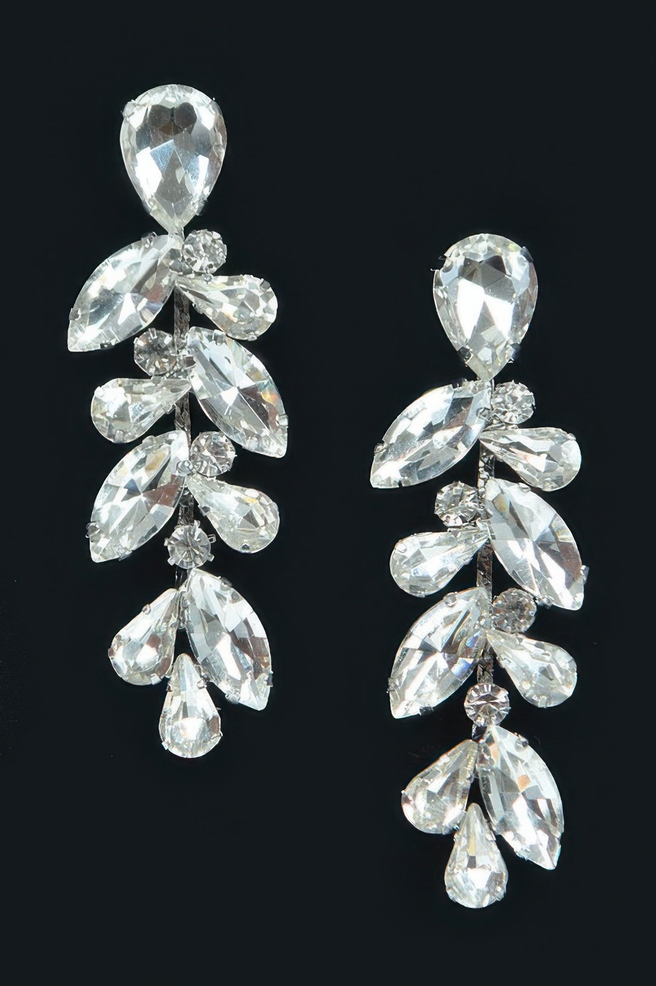 WOMEN'S EARRINGS Elegant Prêt-À-Porter New Collection NEW YORK BYMANYC ® New York