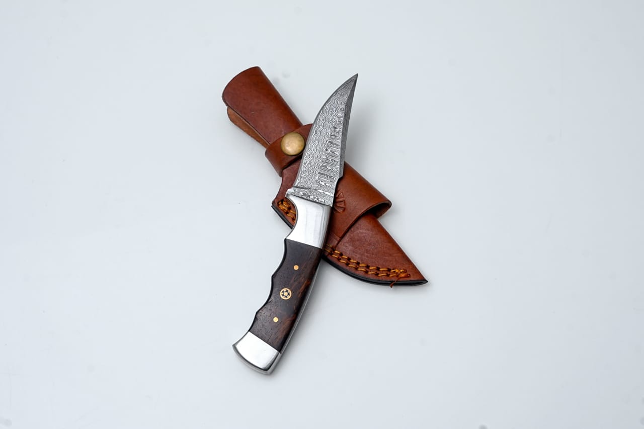 Handmade Damascus Steel Knife With Wenge Wood Handle & Leather Sheath TK-429