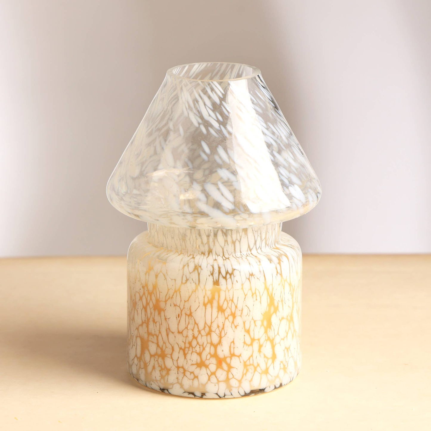 Dreamy Splutter Scented Wax Candle- White