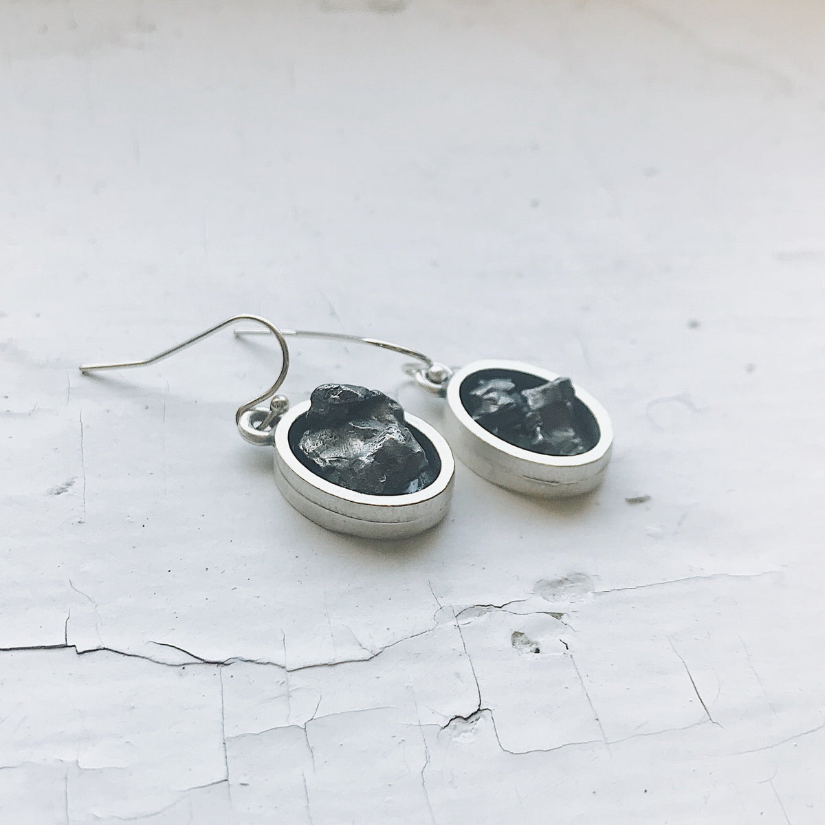 Oval Dangle Earrings With Raw Meteorite