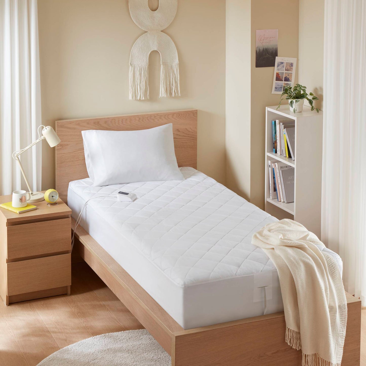 1-Piece Twin XL Heated Mattress Pad,White