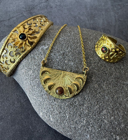 Eclipse Jewelry Set With Moon Phases and Black Opal