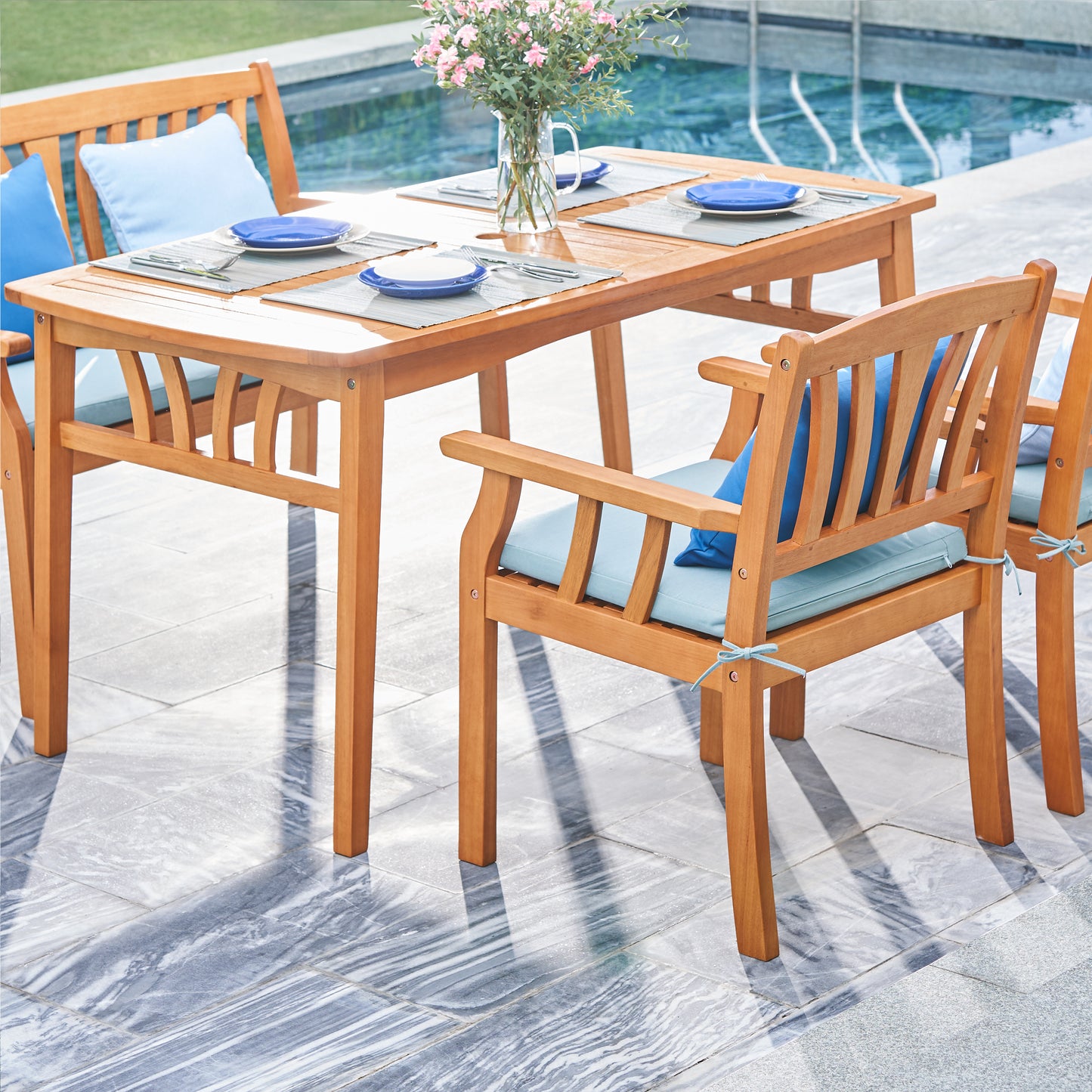 Honey Eucalyptus Wooden Outdoor Dining Table with Umbrella Hole