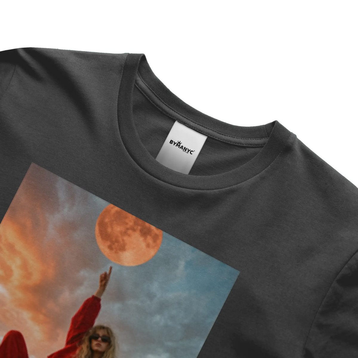 T-Shirt Unisex Short Sleeve Exclusive & Eco-Friendly Limited Edition NOHO BYMANYC ® New York + ART