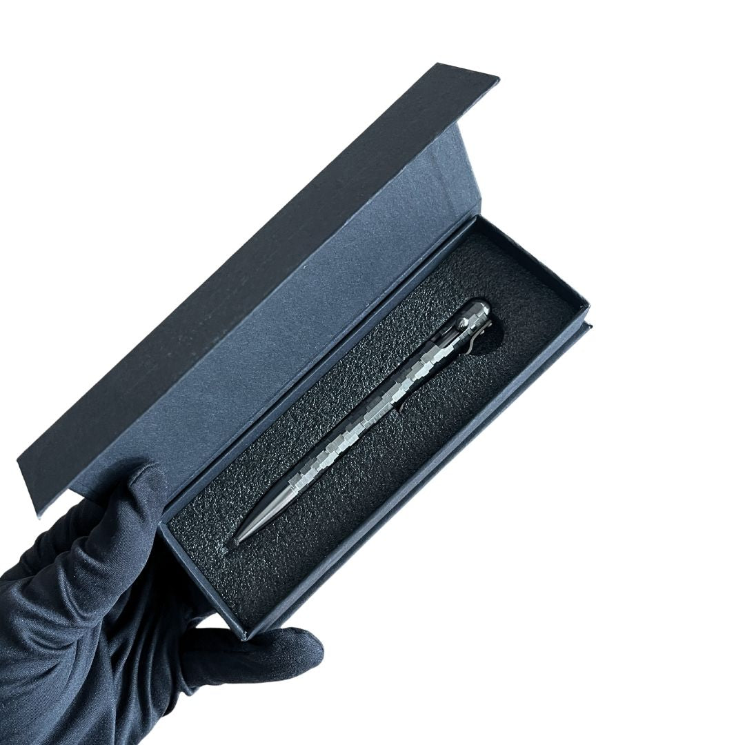 COMET - TITANIUM - BASTION® BOLT ACTION PEN