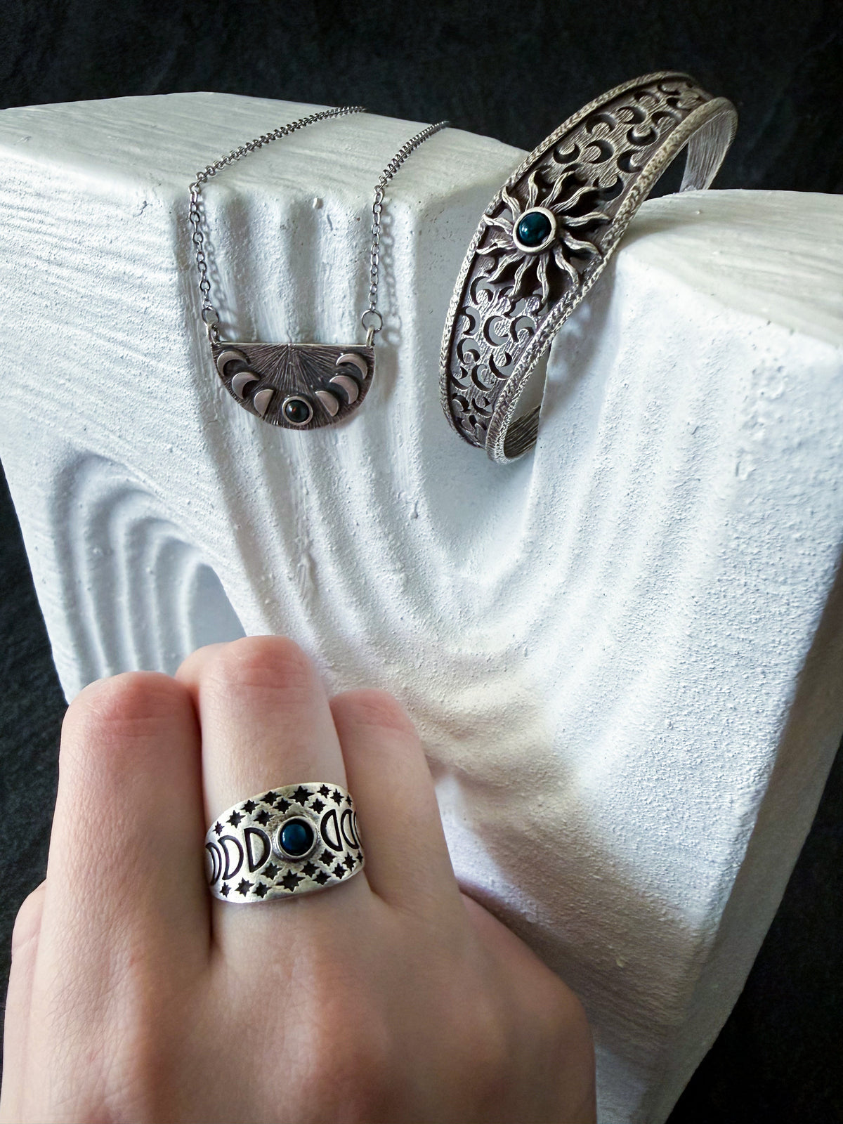Eclipse Jewelry Set With Moon Phases and Black Opal