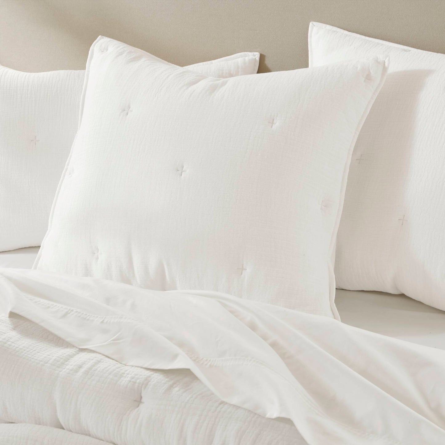 1-Piece Euro Sham Cotton Gauze  Embroidered Euro Sham,White