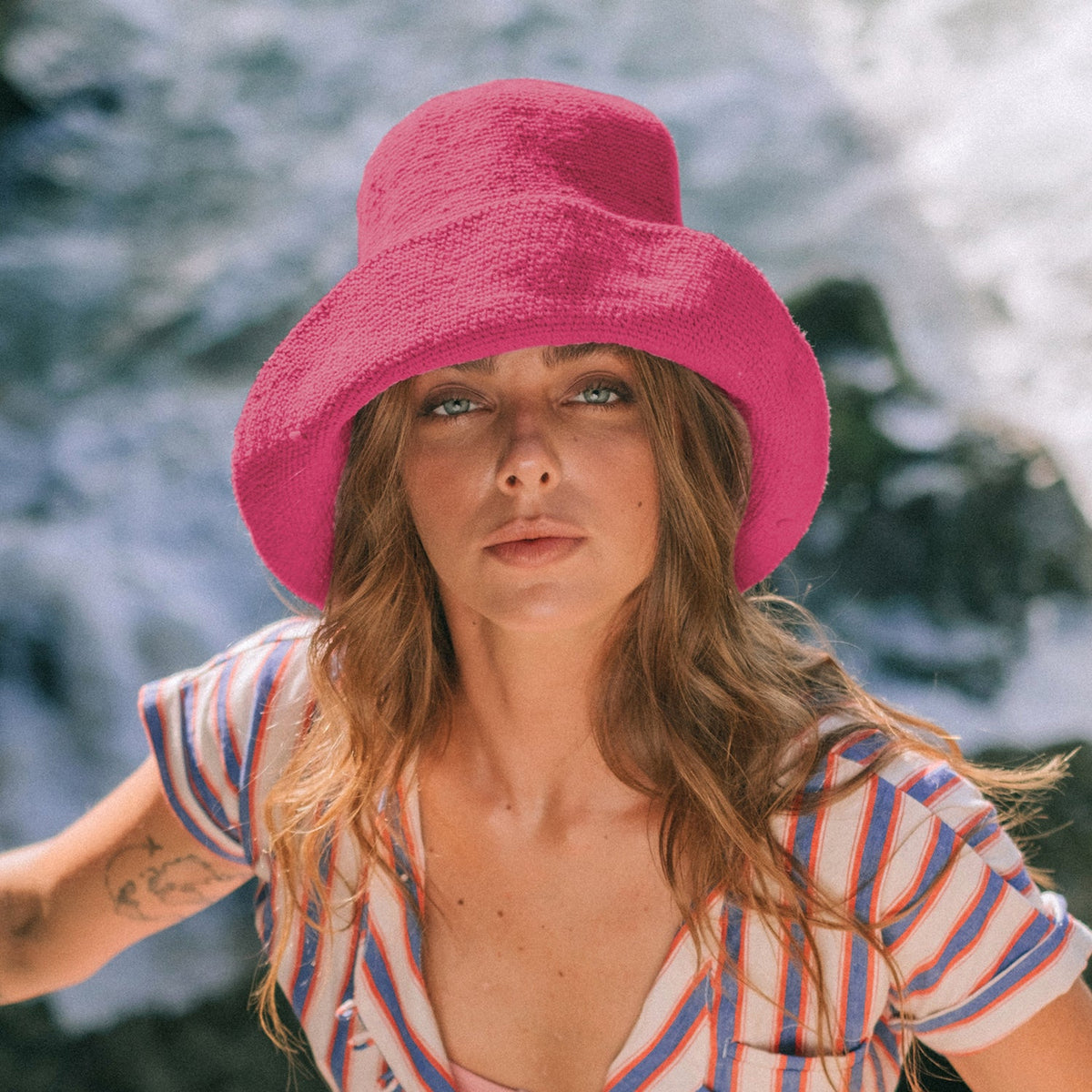 BLOOM Crochet Hat in Hot Pink