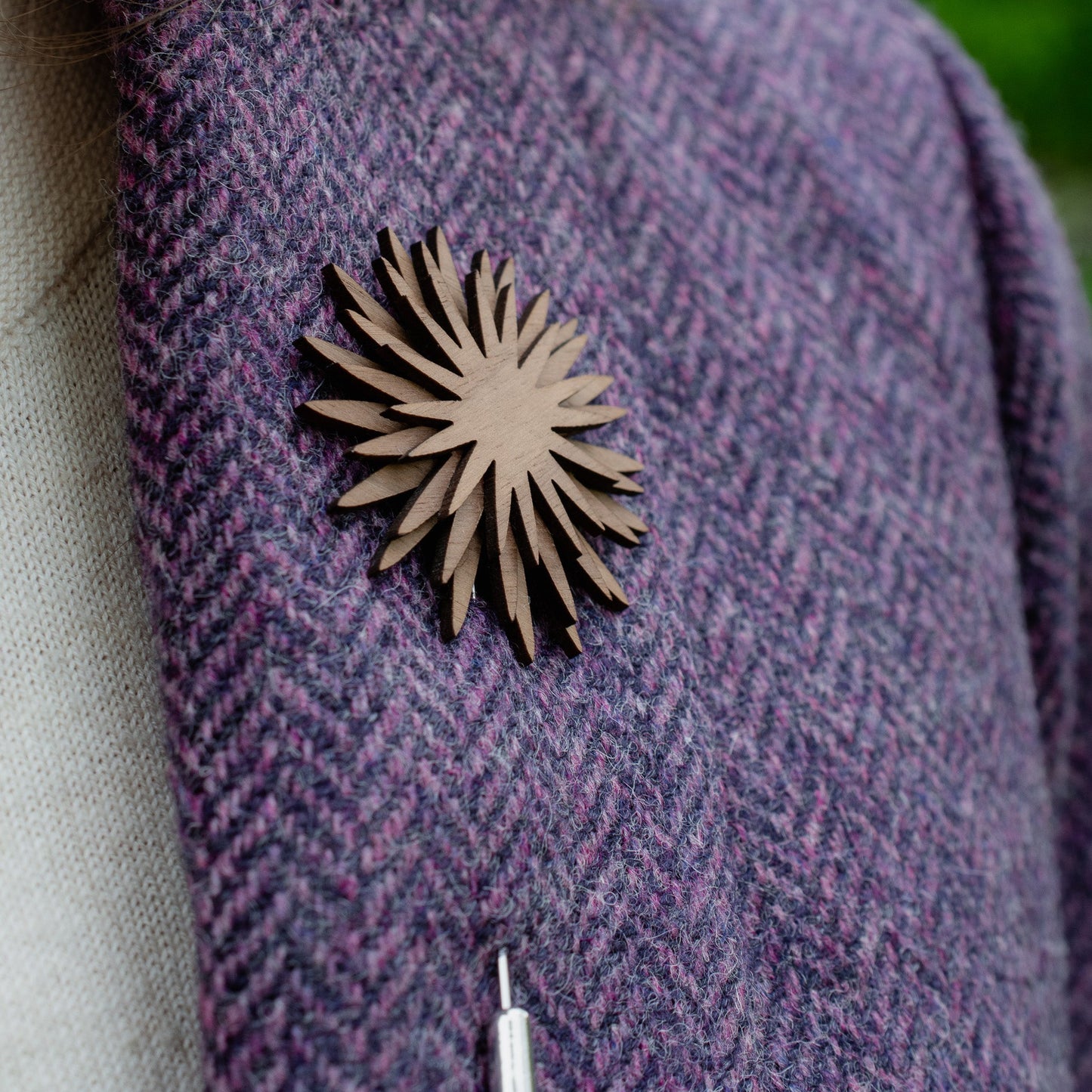 Wood Brooch | Sunburst Chrysanthemum