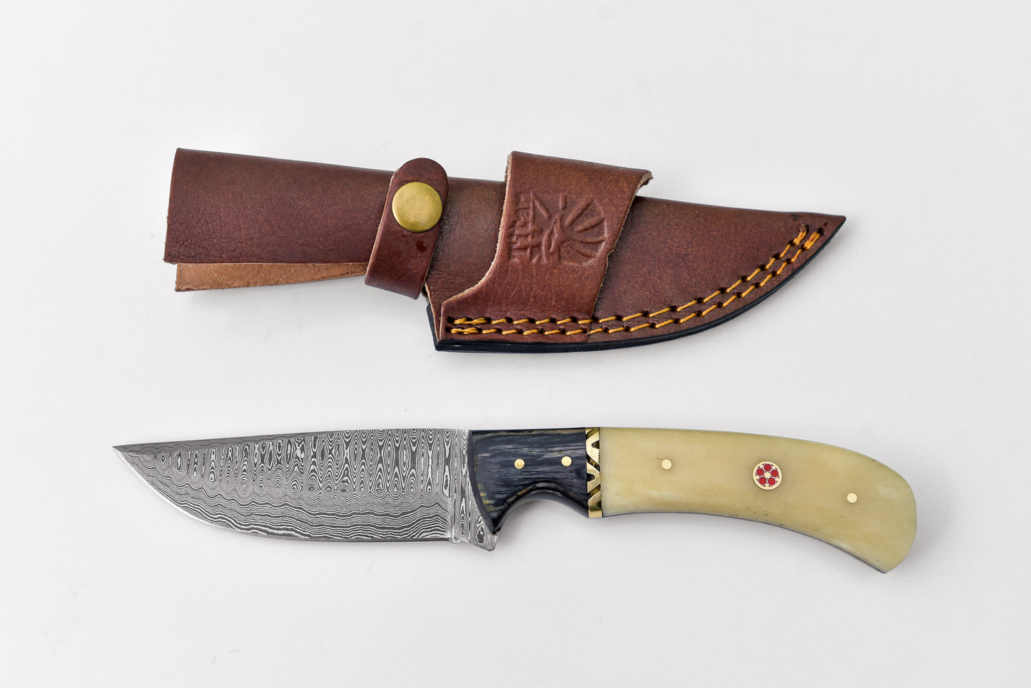 DAMASCUS STEEL HUNTING KNIFE by TITAN TD-172
