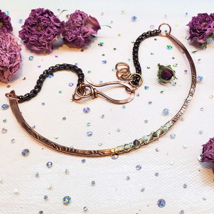 Ergonomic Copper Sculpted Embossed Wire Gemstone Choker