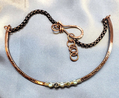 Ergonomic Copper Sculpted Embossed Wire Gemstone Choker