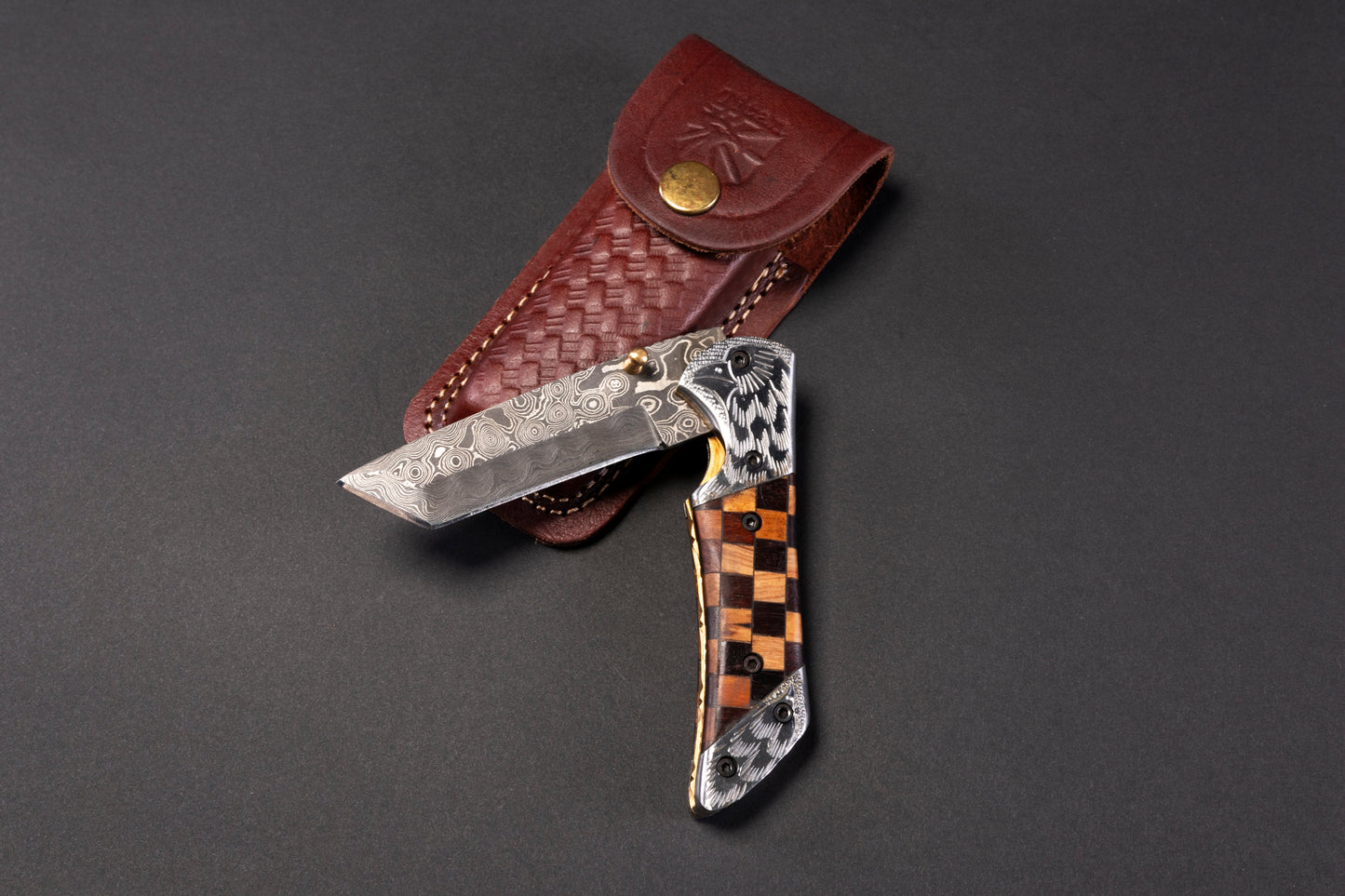 Damascus Steel Eagle Engraved Checkered Pocket Knife TF-086