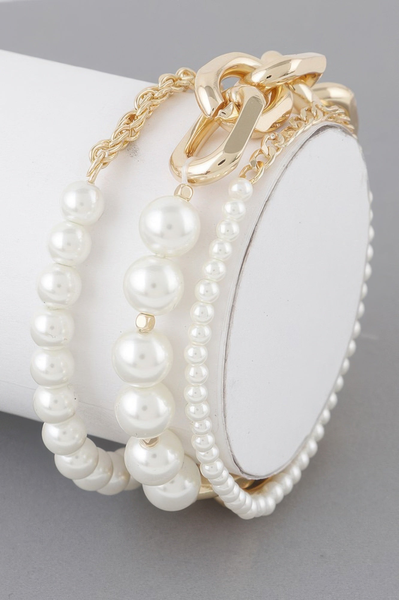 GRAMERCY Multi Pearl Chain Bracelet - New Collection PARIS LE MARAIS - BYMANYC ® New York