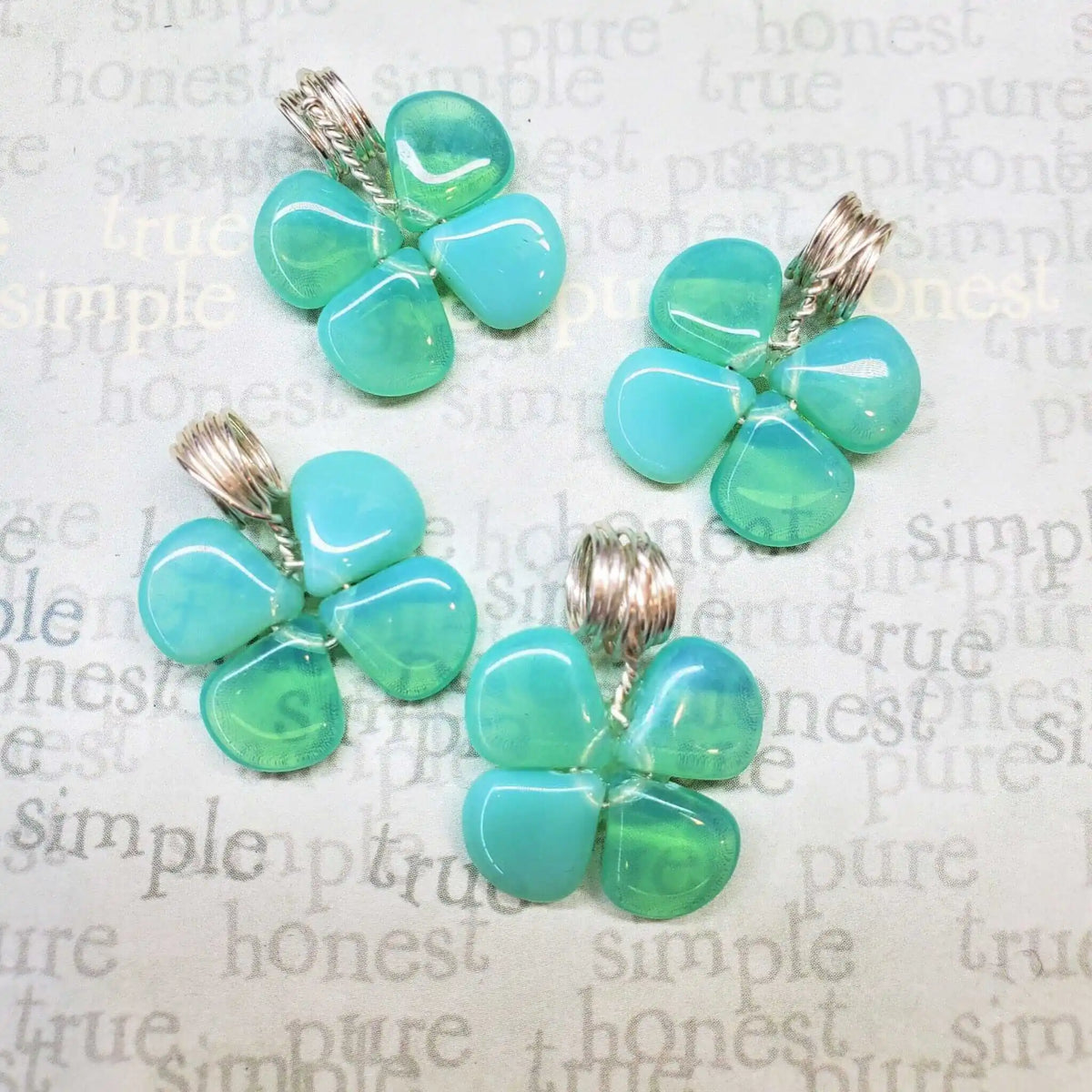Mint Green Beaded Clover Necklace