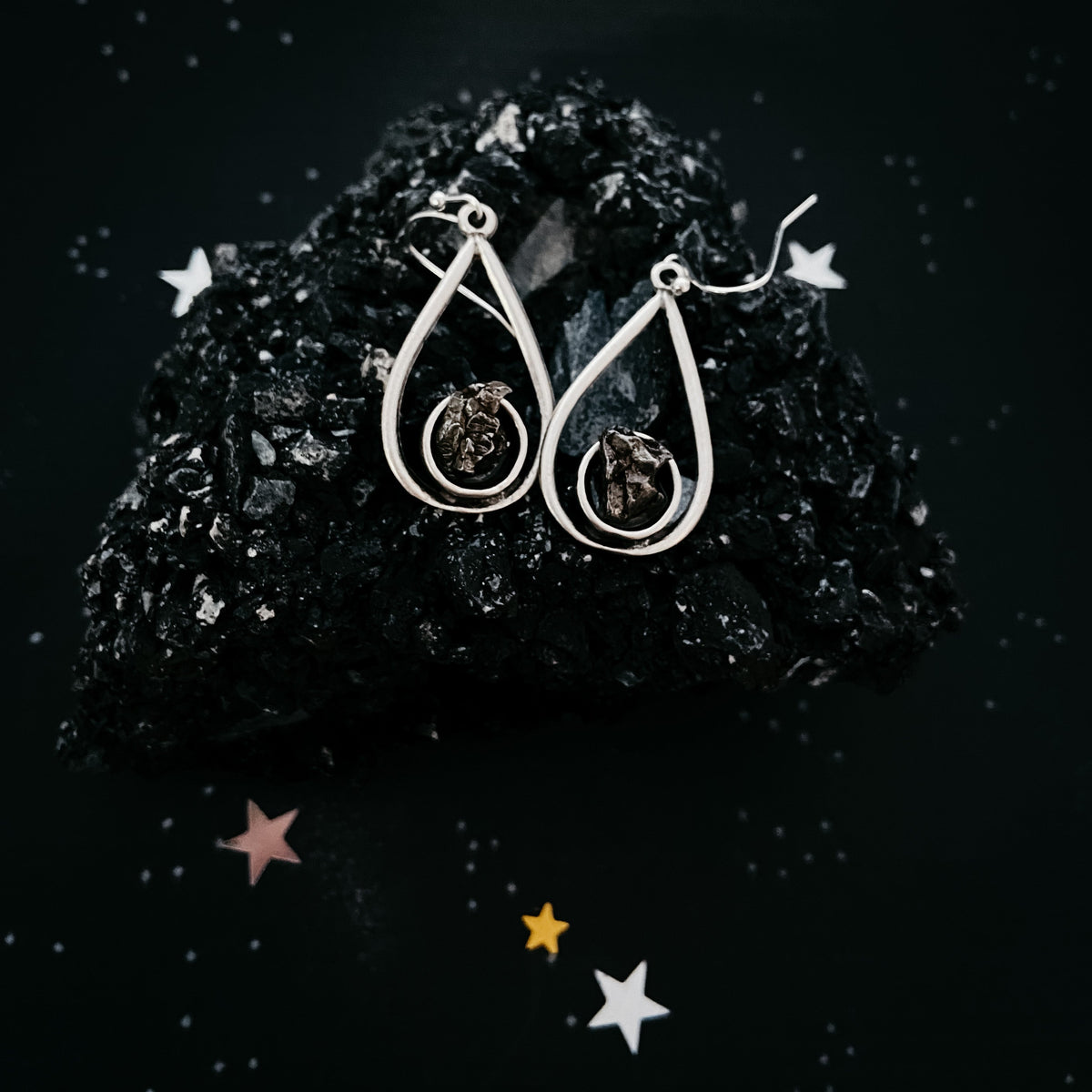 Teardrop Earrings With Raw Meteorite
