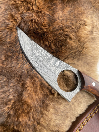 DAMASCUS KNIFE, SKINNER KNIFE, HAND FORGED by TITAN TK-059