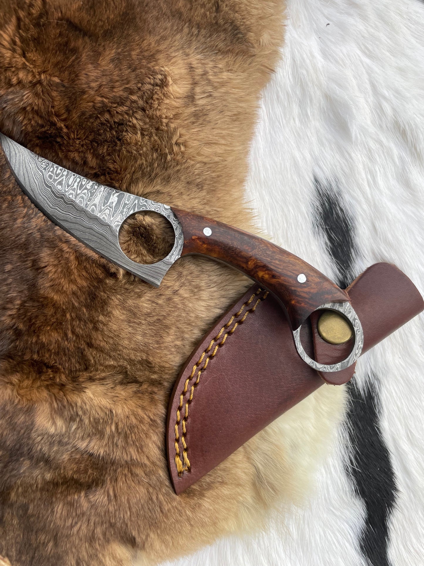 DAMASCUS KNIFE, SKINNER KNIFE, HAND FORGED by TITAN TK-059