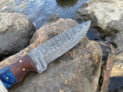 Handmade High Carbon Damascus Steel Hunting Knife/Leather Sheath, Finger Grooves TK-031