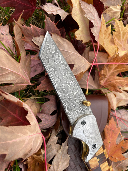 Damascus Steel Eagle Engraved Checkered Pocket Knife TF-086