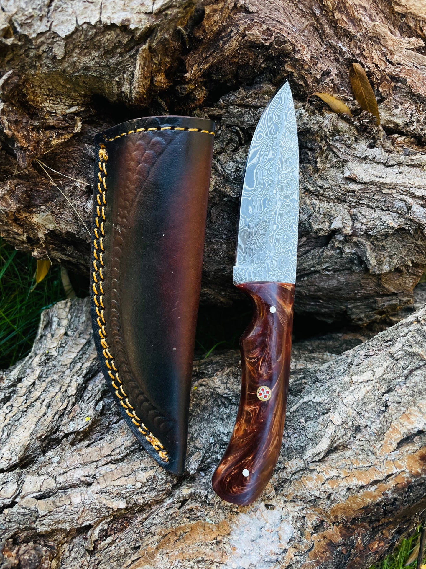 Hand Forged Knife, Damascus Knife, Drop- Style Blade, Acrylic Scales by Titan TK-053 (1)