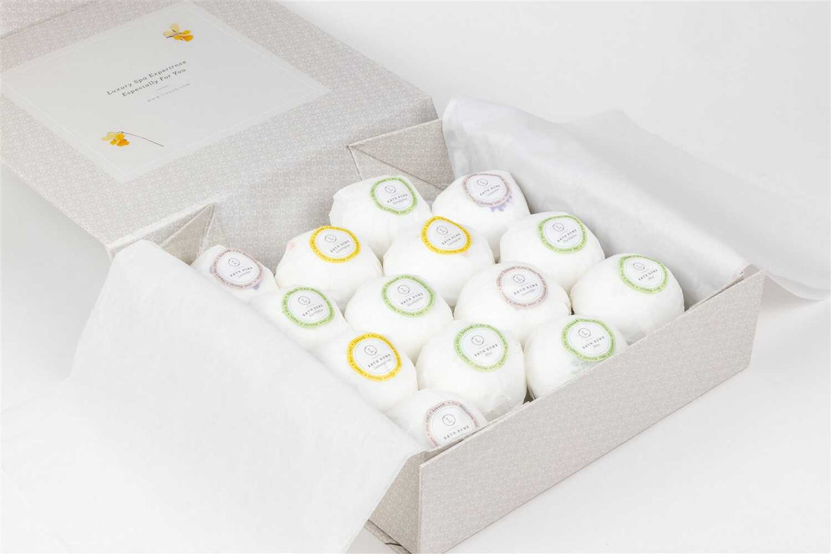 Natural Bath Bomb Gift Box – 14 Handmade Bath Bombs for a Spa Day
