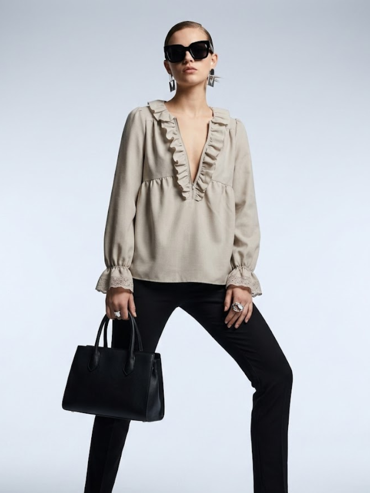 Women's Blouse V-Neck Ruffle BYMANYC ® New York GREENWICH RUFFLE BLOUSE - New Collection