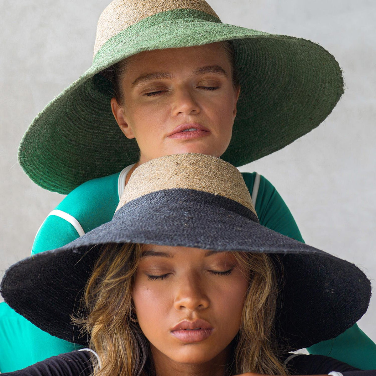 The Riri Duo Jute Straw Hat in Natural & Black