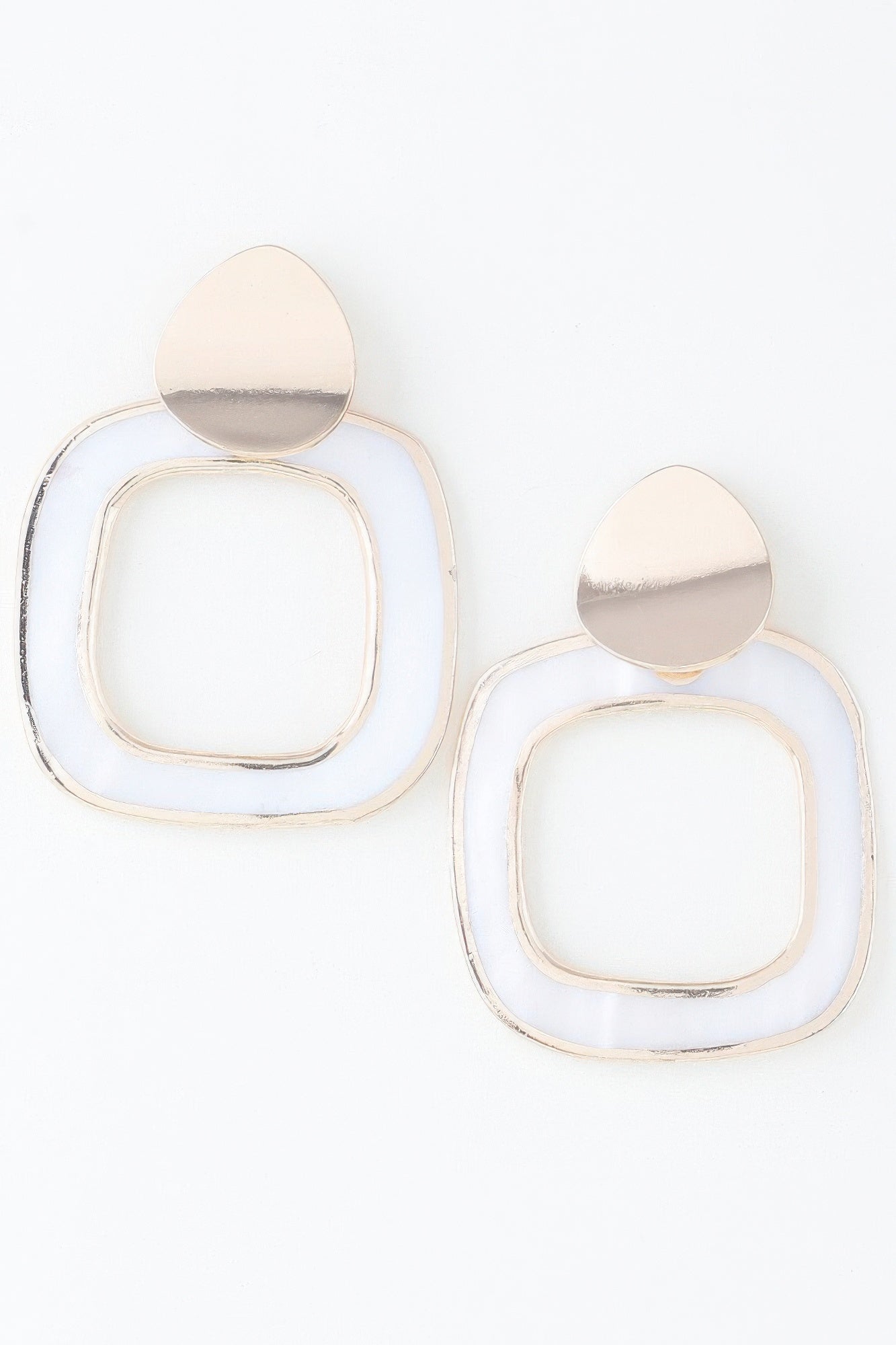 WOMEN'S EARRINGS Trending Prêt-À-Porter New Collection UPPER EAST SIDE BYMANYC ® New York