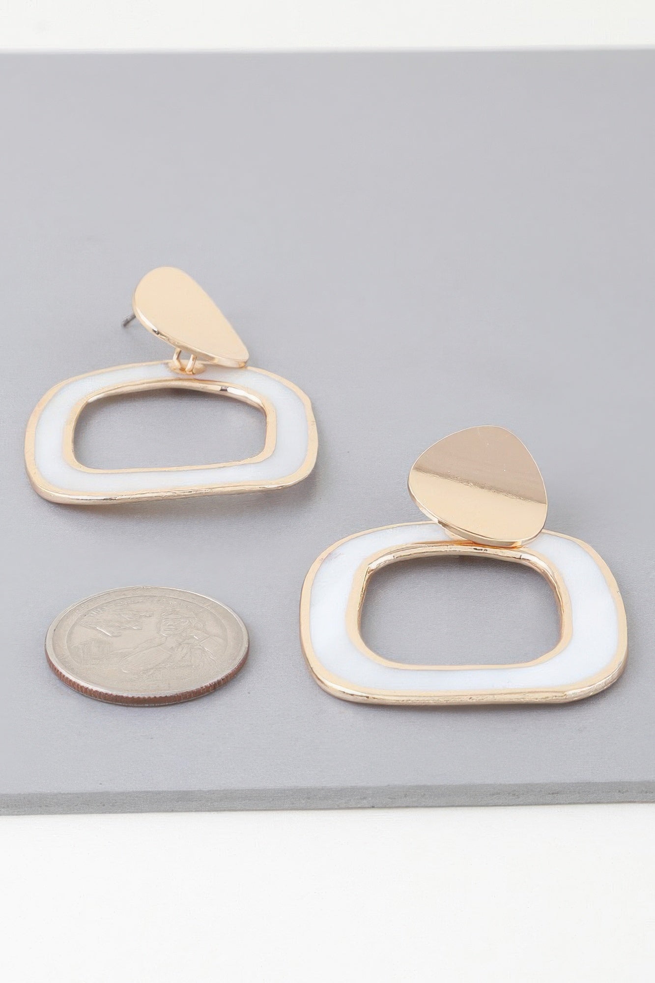 WOMEN'S EARRINGS Trending Prêt-À-Porter New Collection UPPER EAST SIDE BYMANYC ® New York