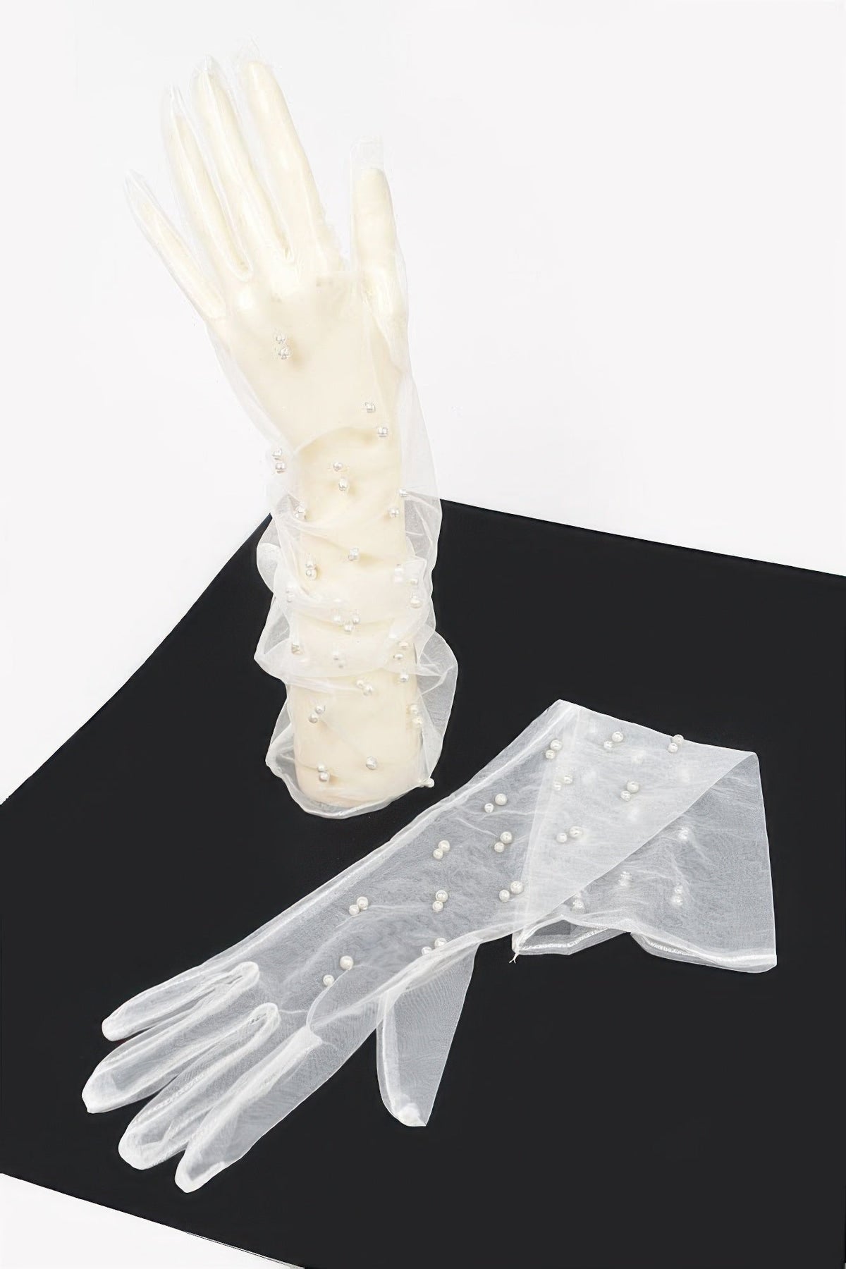 WOMEN'S GLOVES Eco-Friendly Prêt-À-Porter New Collection CENTRAL PARK BYMANYC ® New York