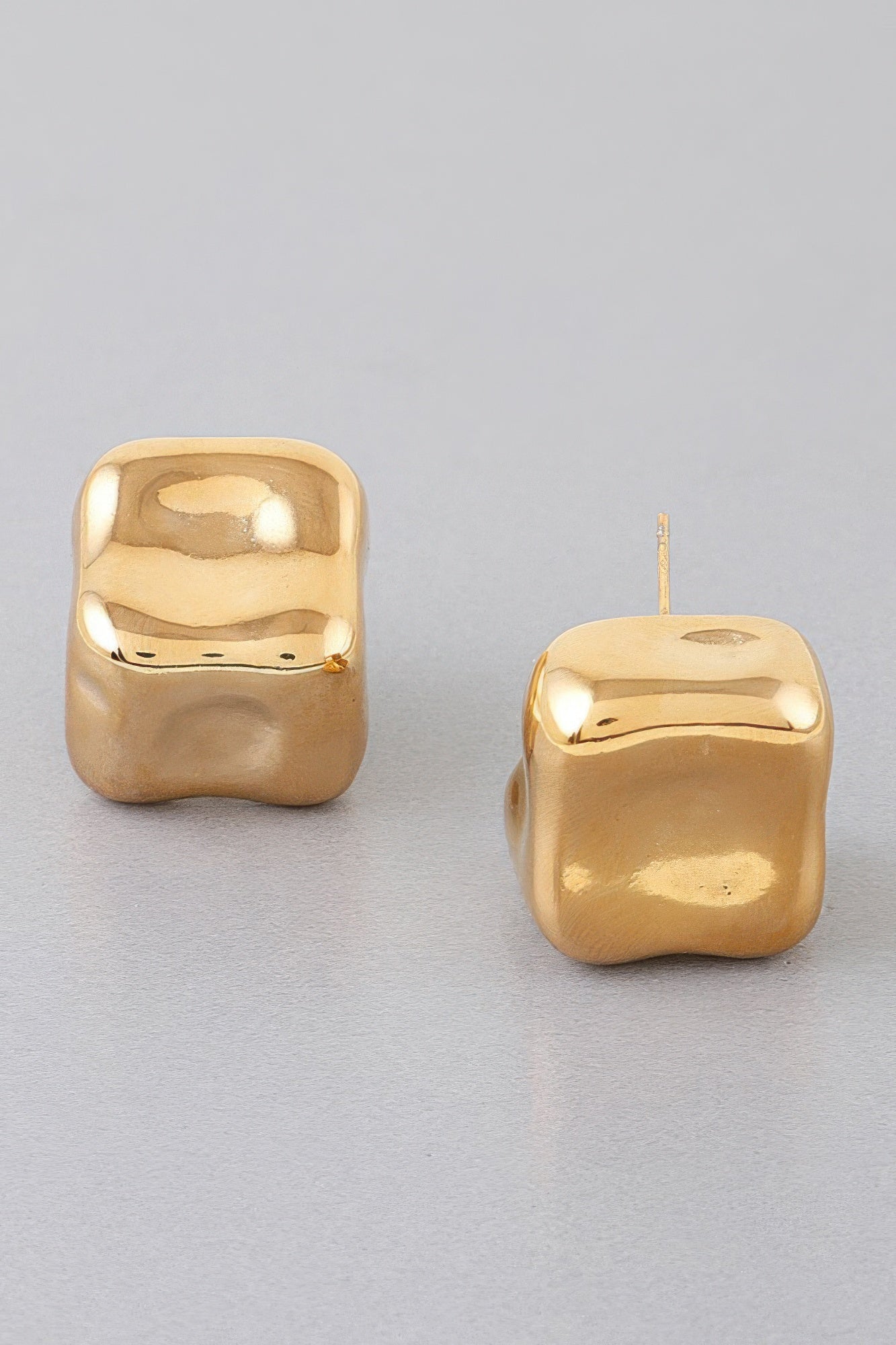 WOMEN'S EARRINGS Trending Prêt-À-Porter New Collection MADISON AVENUE BYMANYC ® New York