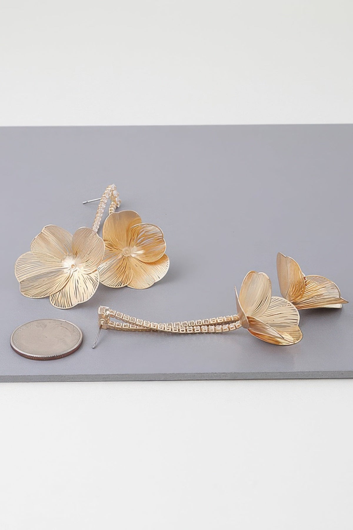Women's Delicate Blossom Jewel Dangle Earrings Prêt-À-Porter BYMANYC ® New York - New Collection