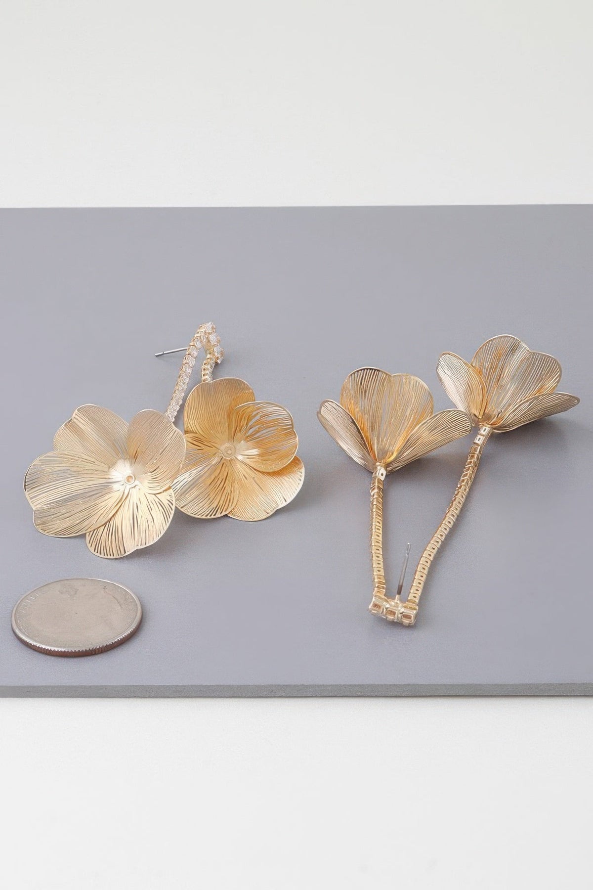 Women's Delicate Blossom Jewel Dangle Earrings Prêt-À-Porter BYMANYC ® New York - New Collection