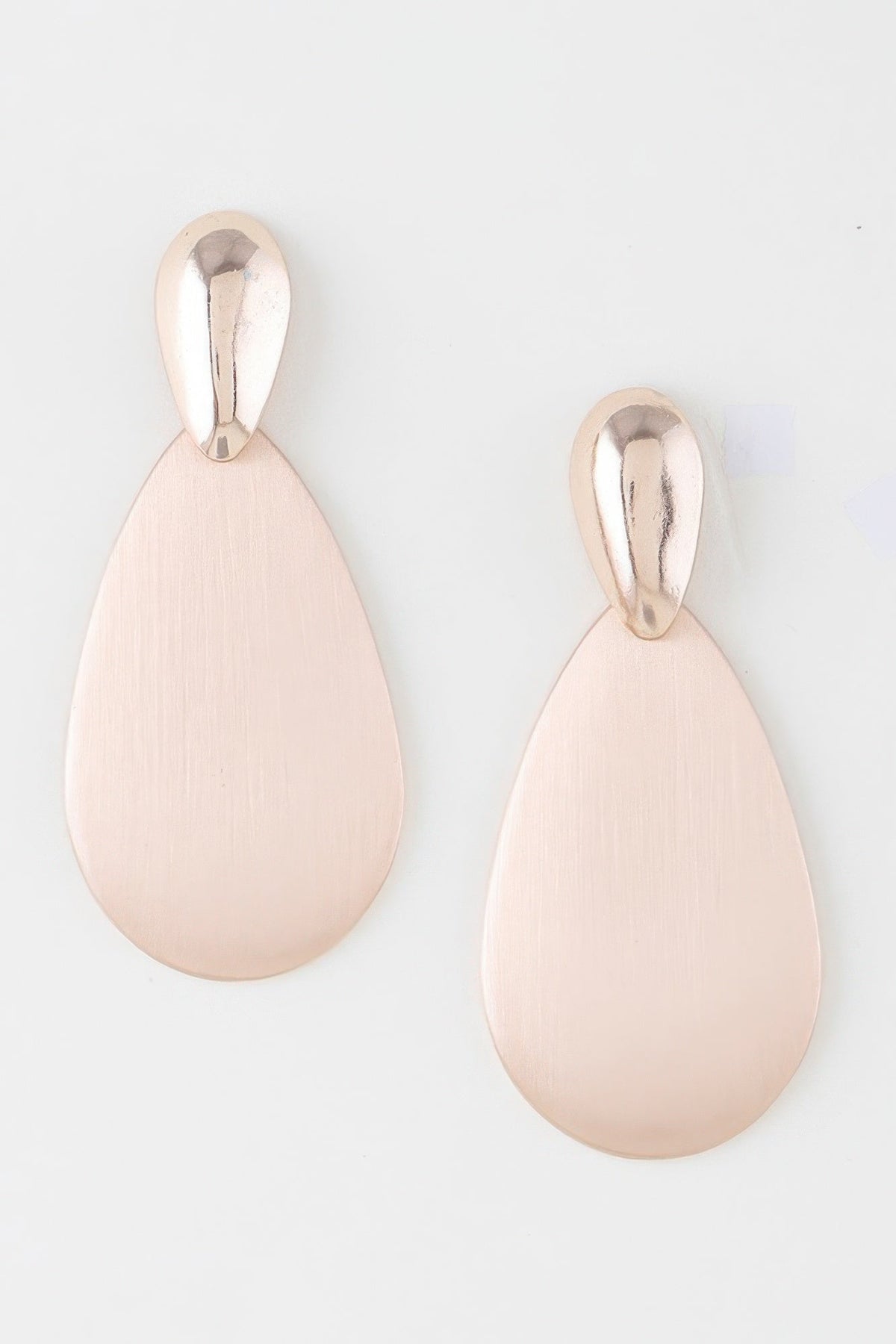 Women's Modern Sleek Teardrop Earrings Prêt-À-Porter BYMANYC ® New York - New Collection