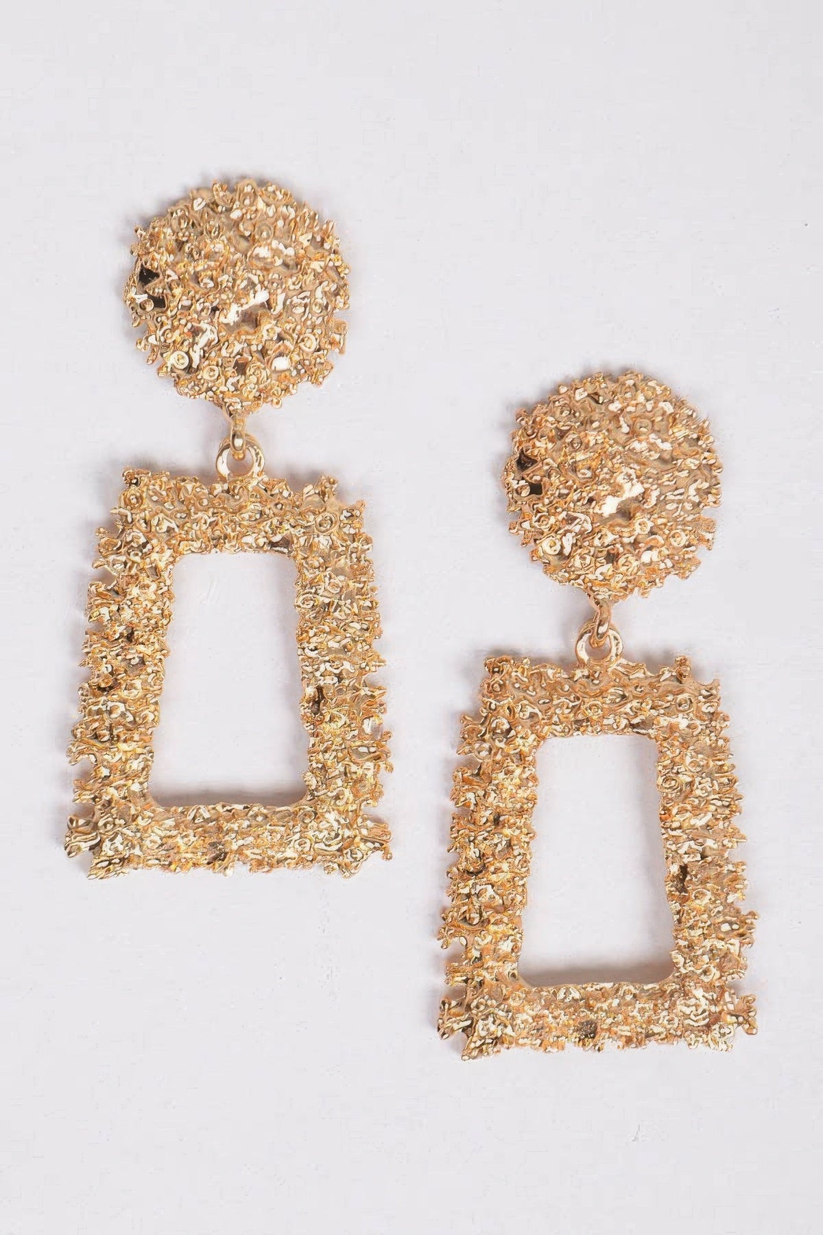 WOMEN'S EARRINGS Trending Prêt-À-Porter New Collection WASHINGTON SQUARE BYMANYC ® New York