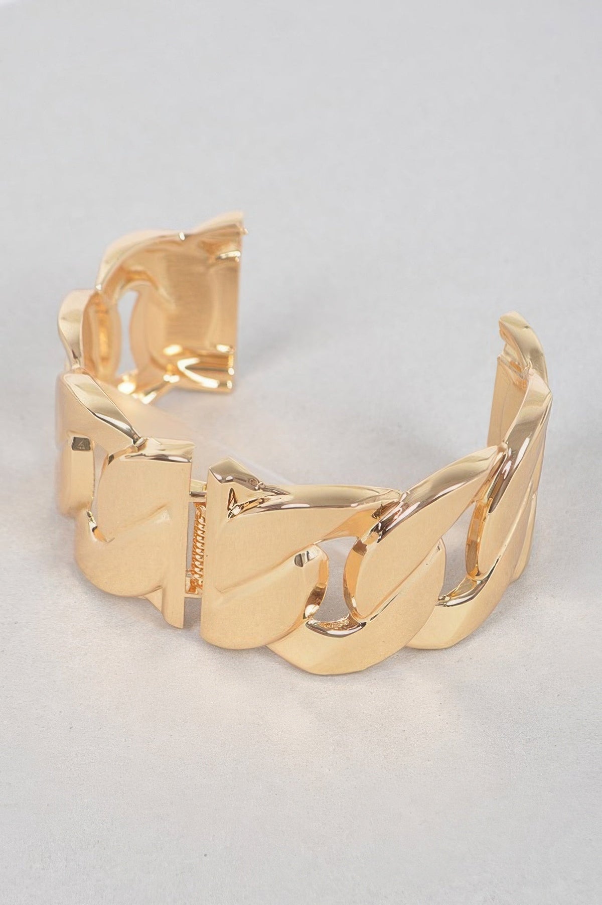 WOMEN'S BRACELETS Trending Prêt-À-Porter New Collection NOHO BYMANYC ® New York