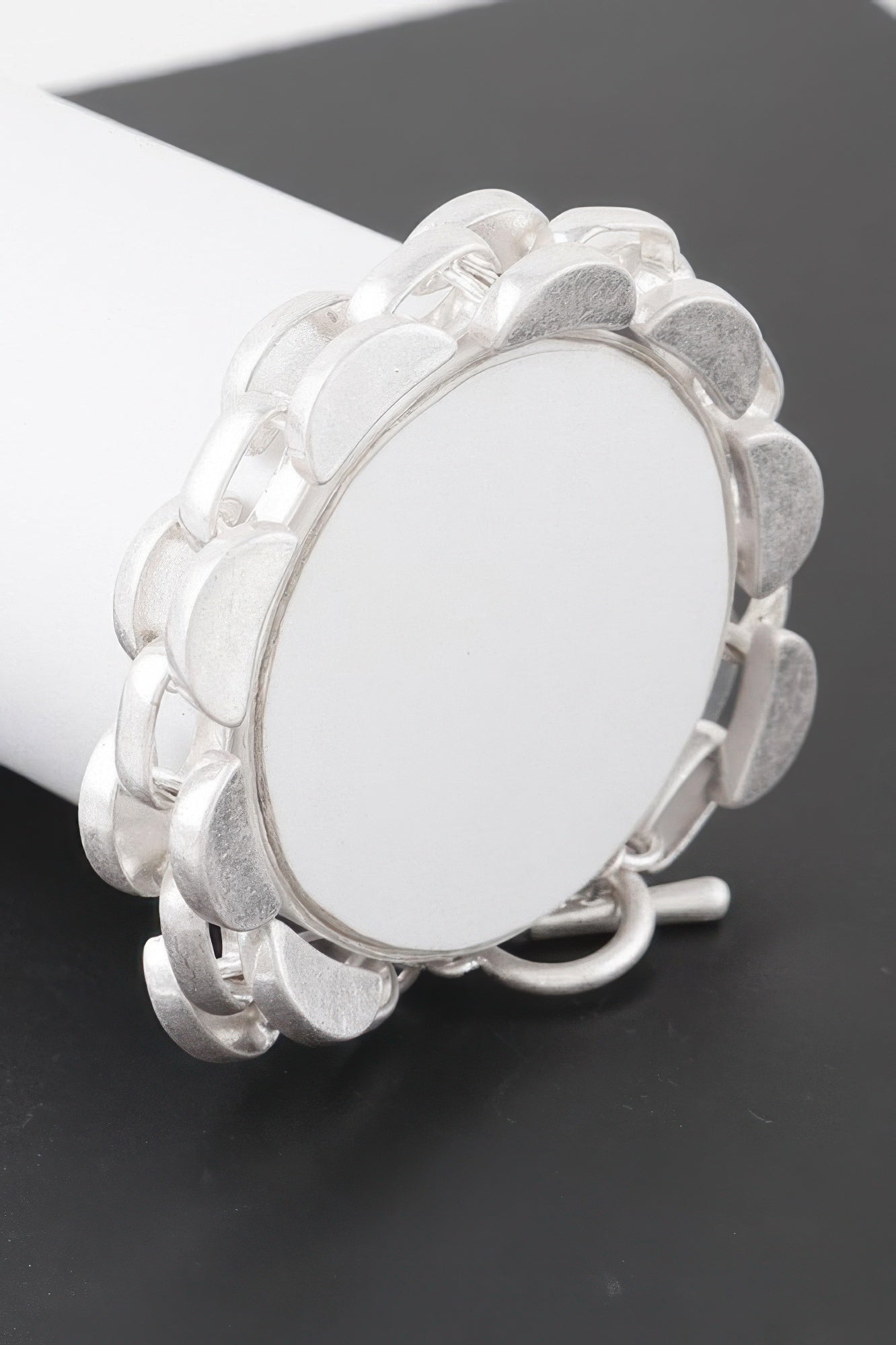 WOMEN'S BRACELETS Trending Prêt-À-Porter New Collection UNION SQUARE BYMANYC ® New York