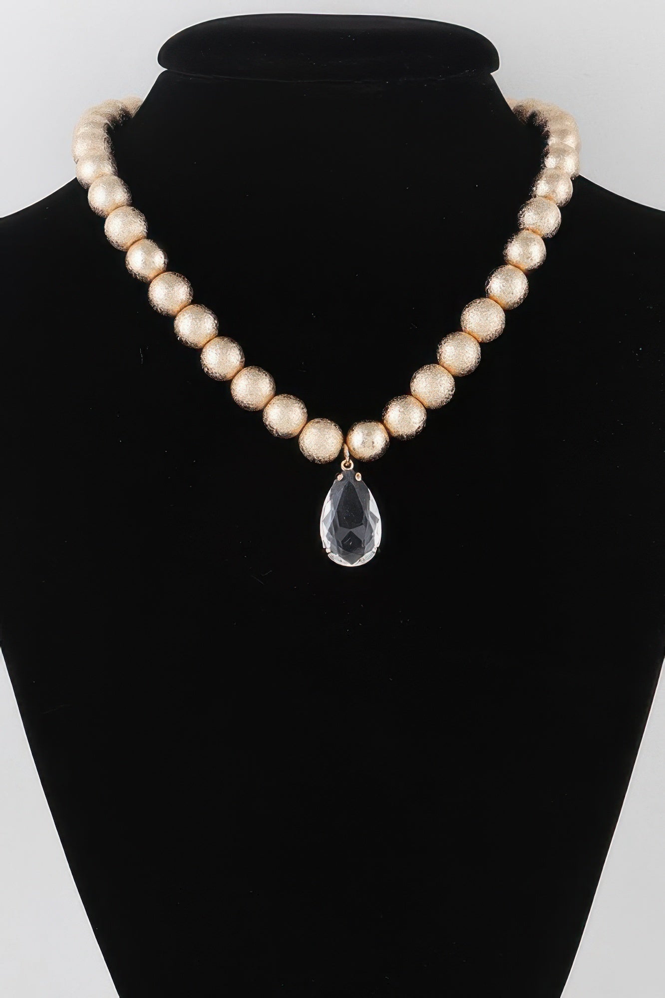 WOMEN'S NECKLACE Elegant Prêt-À-Porter New Collection HUDSON YARDS BYMANYC ® New York