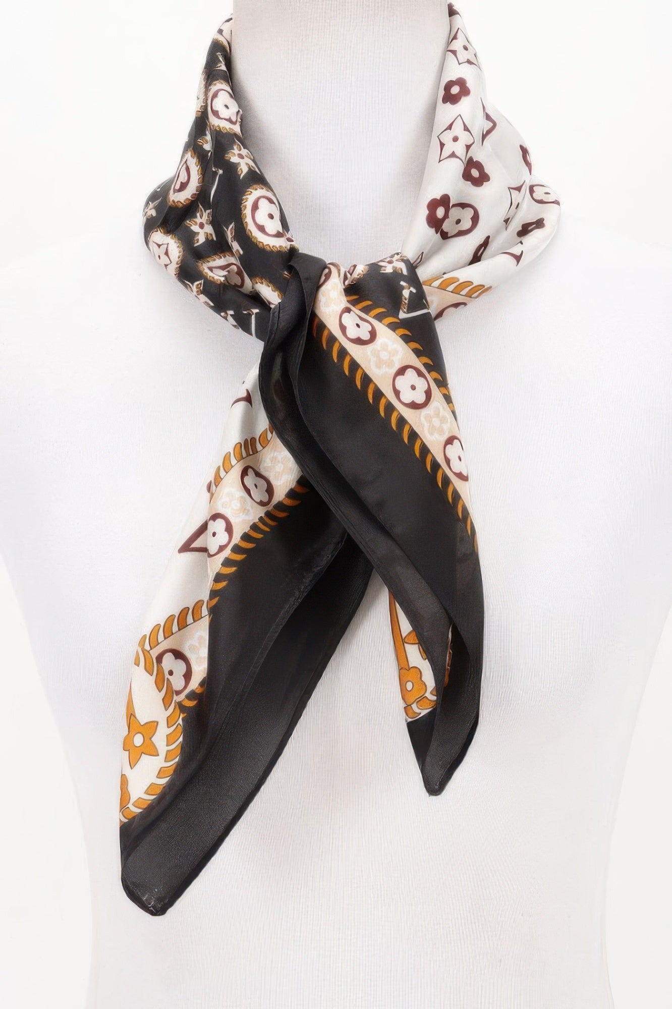 WOMEN'S SCARVES Eco-Friendly Prêt-À-Porter New Collection HUDSON YARDS BYMANYC ® New York