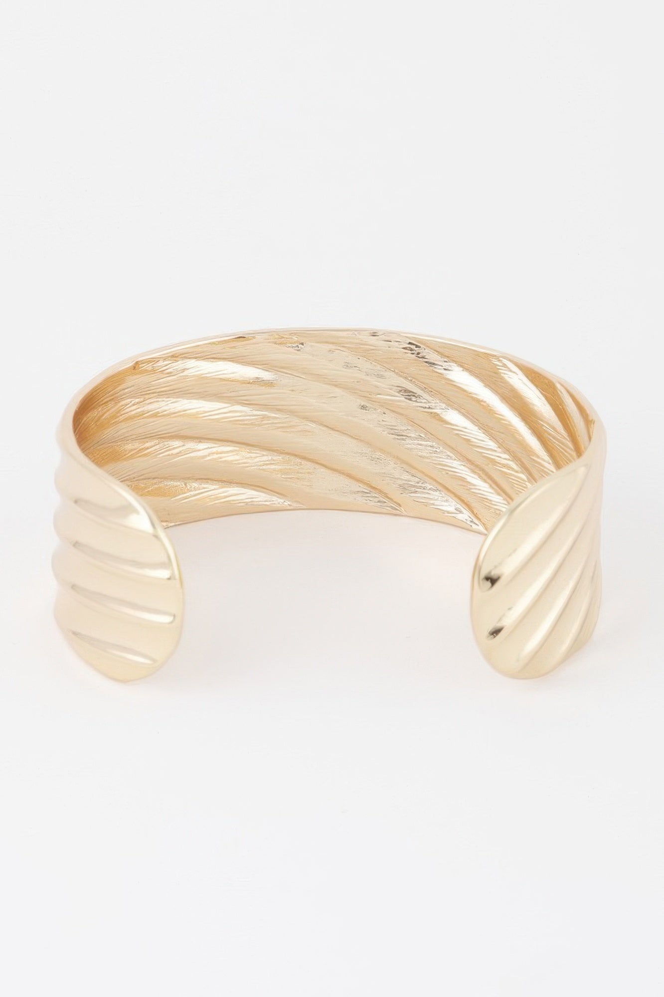 WOMEN'S BRACELETS Trending Prêt-À-Porter New Collection UPPER EAST SIDE BYMANYC ® New York