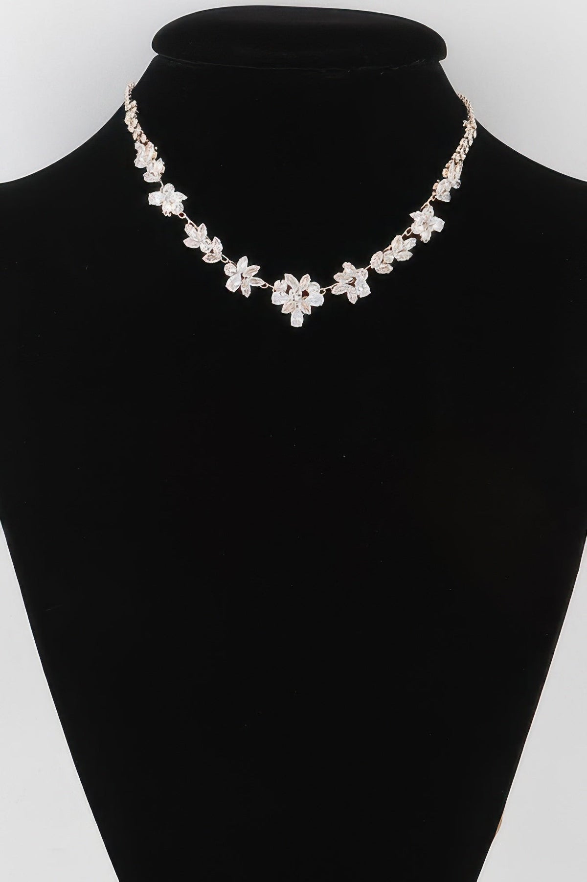 WOMEN'S NECKLACE Elegant Prêt-À-Porter New Collection CHELSEA BYMANYC ® New York