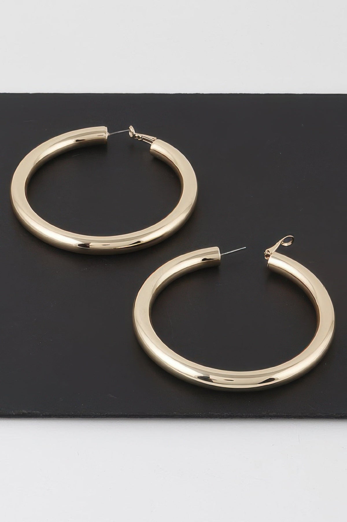 WOMEN'S EARRINGS Elegant Prêt-À-Porter New Collection GRAMERCY PARK BYMANYC ® New York