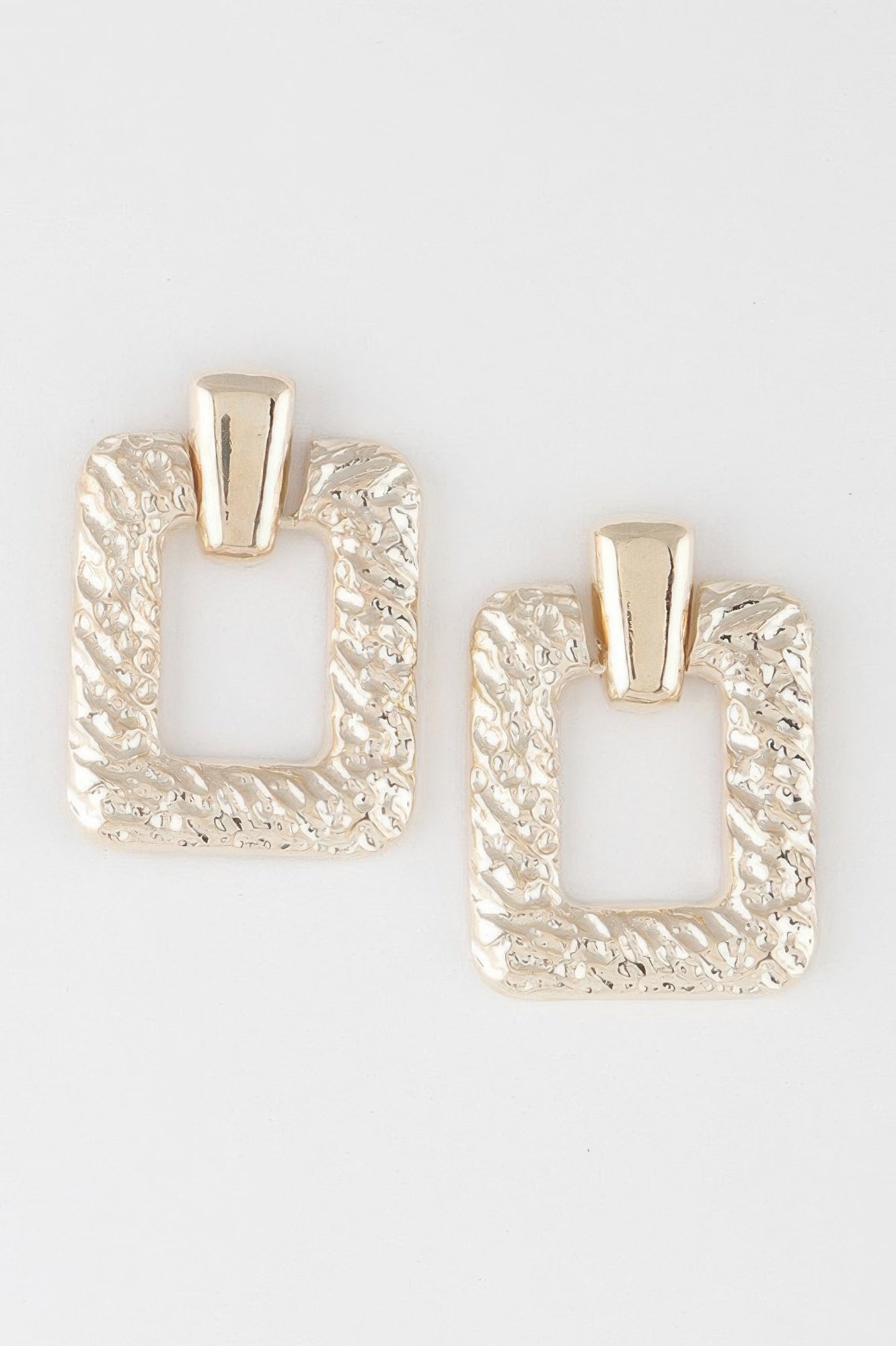 WOMEN'S EARRINGS Elegant Prêt-À-Porter New Collection UPPER WEST SIDE BYMANYC ® New York
