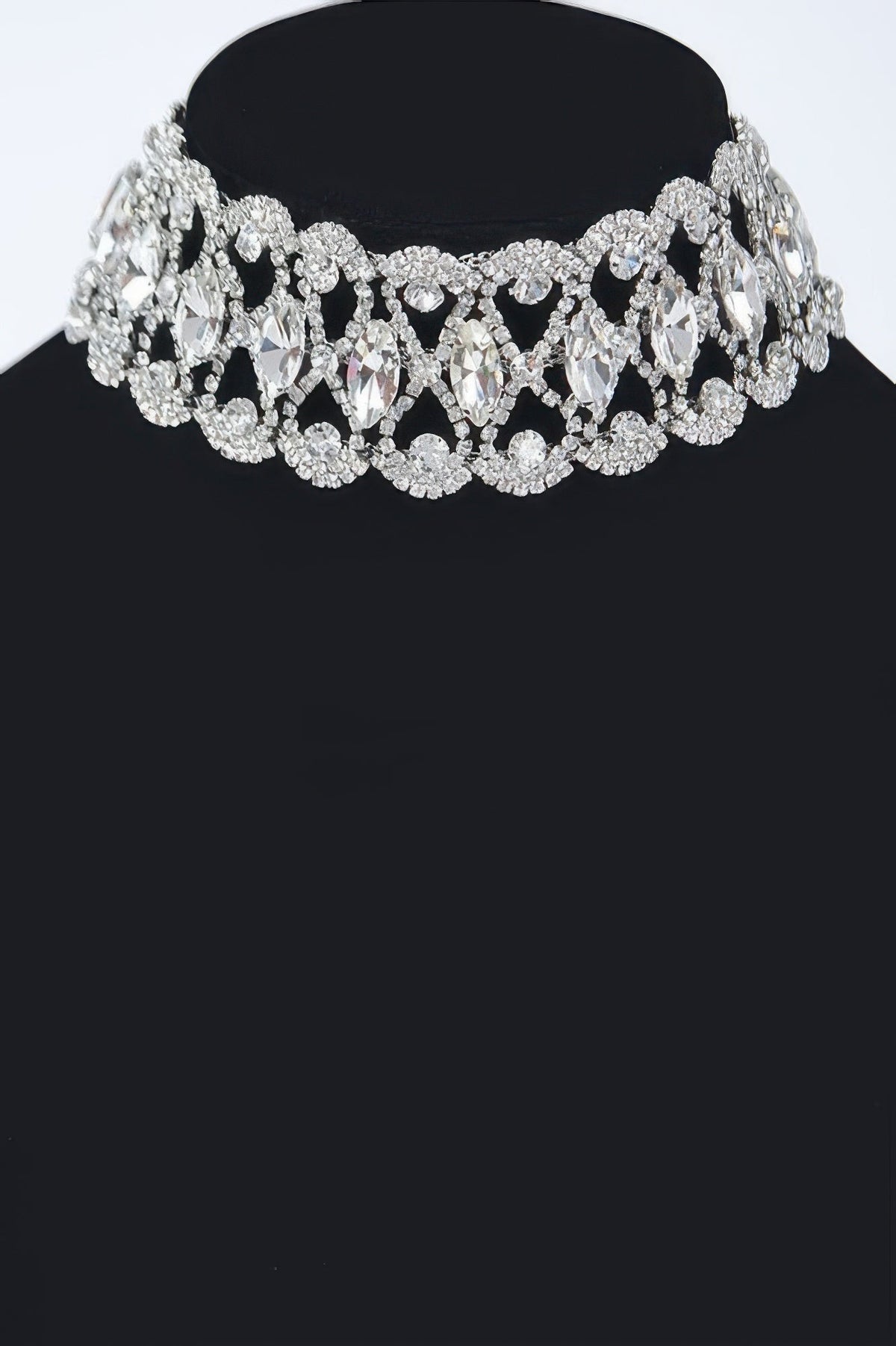 WOMEN'S NECKLACE Elegant Prêt-À-Porter New Collection CENTRAL PARK BYMANYC ® New York